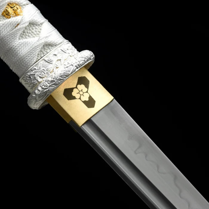 White Tanto