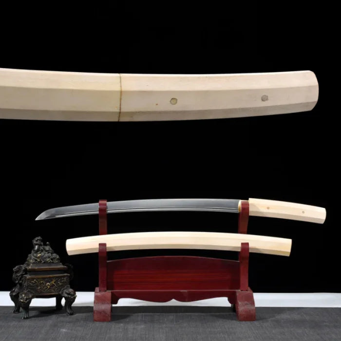 White Wakizashi